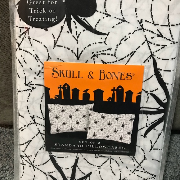 Halloween spider pillow case set 100% Cotton - Picture 3 of 6